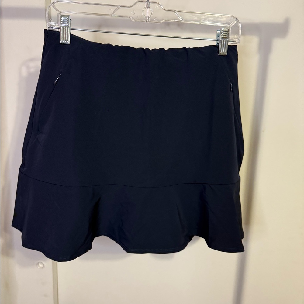 Tail Activewear Womens Skort Navy Size 4 NWOT
